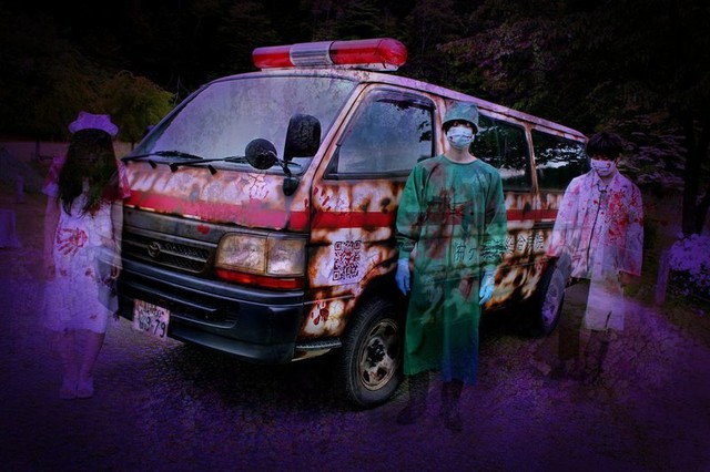 Dịch vụ xe cứu thương kinh dị tại Nhật Bản, khách yếu tim phải rùng mình khi trải nghiệm - Ảnh 1.