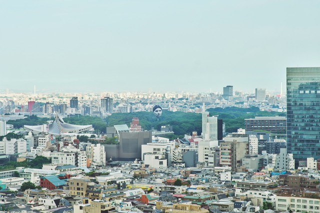 Khinh khí cầu đầu người lơ lửng trên bầu trời Tokyo - Nhật Bản khiến dân tình xôn xao - Ảnh 8.