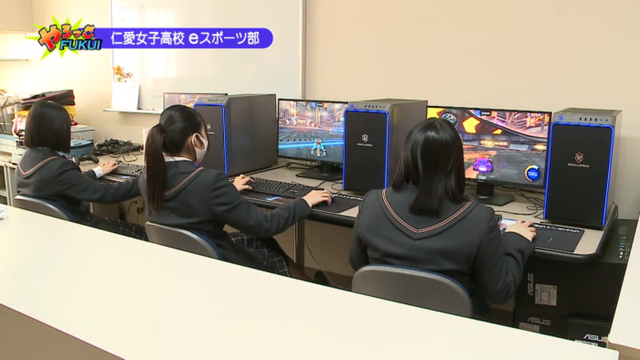 Thời tới không cản nổi, nữ game thủ được ông lớn mở đường chinh phục Esports - Ảnh 1.