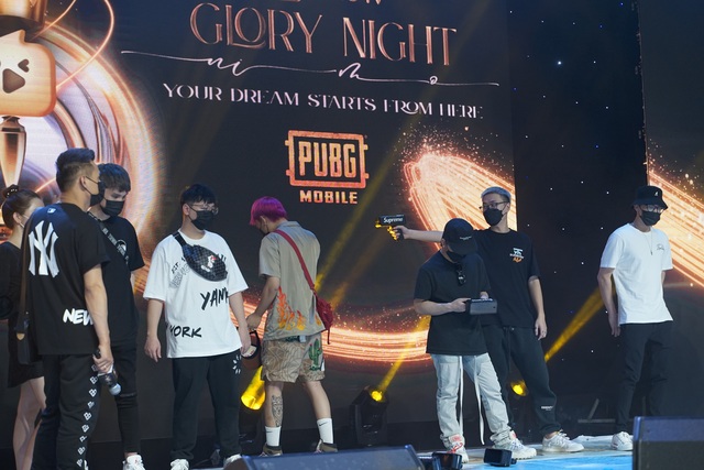 Tổng duyệt gala Nimo TV Glory Night: Sân khấu cực hoành tráng, hé lộ công nghệ siêu hiện đại giá trị hơn 6 tỷ đồng - Ảnh 12.