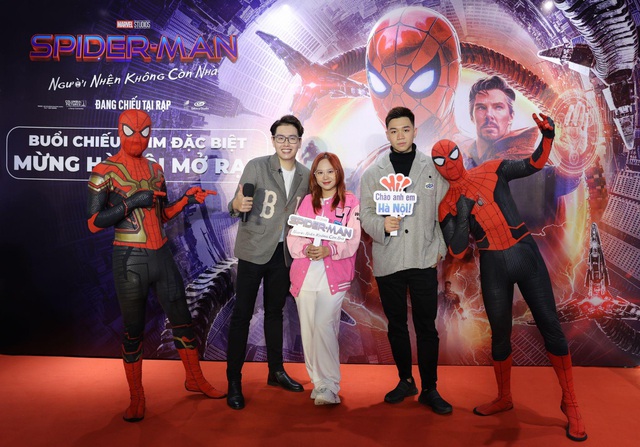 Sau 9 tháng đóng cửa, khán giả và dàn sao Hà Nội hào hứng ra rạp xem Spider-Man: No Way Home - Ảnh 11.
