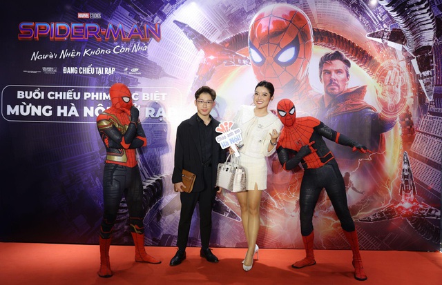 Sau 9 tháng đóng cửa, khán giả và dàn sao Hà Nội hào hứng ra rạp xem Spider-Man: No Way Home - Ảnh 5.