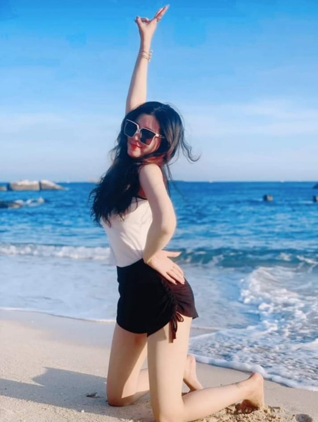 Mới chỉ nhá hàng bằng một dịp đặc biệt, group này bỗng nổi lên toàn girl chất lượng, người diện đồ gym, người lại ưỡn dáng bên bờ biển - Ảnh 3.
