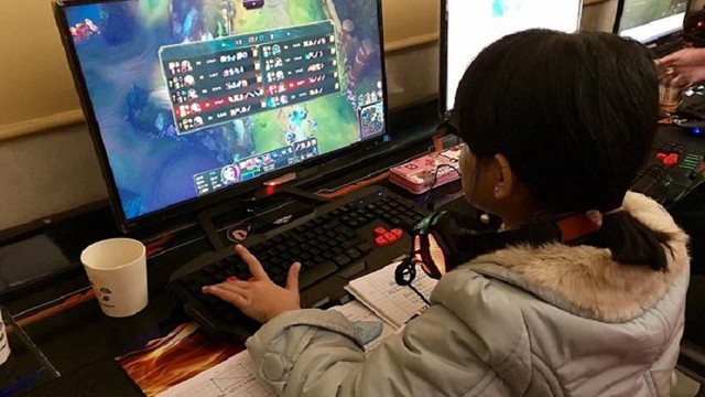 Đắng lòng game thủ nhí 12 tuổi, nhìn trộm mật khẩu rồi dùng toàn bộ lương hưu của ông nội mua hết game, chỉ để lại 20k cho ông tiêu vặt - Ảnh 1.