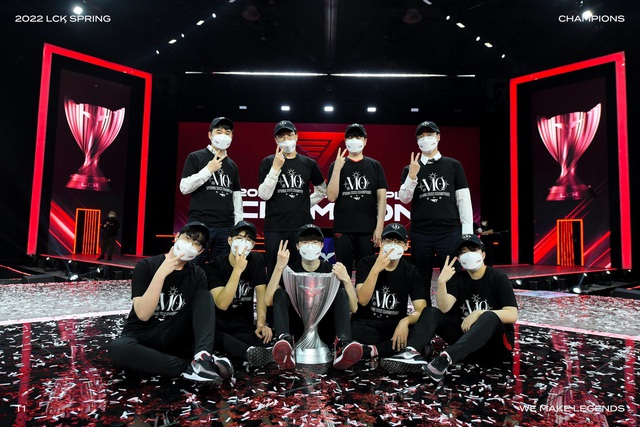 T1 hủy diệt Gen.G Esports để tạo nên kỷ lục lịch sử: Quên Bengi đi, bên cạnh Faker giờ là Oner - Ảnh 1.