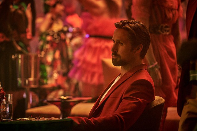Ryan Gosling và Chris Evans hóa điệp viên đối đầu trong The Gray Man - Ảnh 4.