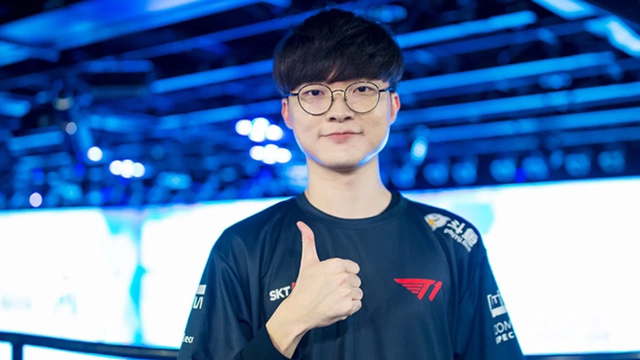 Trước thềm MSI 2022, Faker bị fan LPL xúc phạm nặng nề vì Ngày của Mẹ - Ảnh 1.