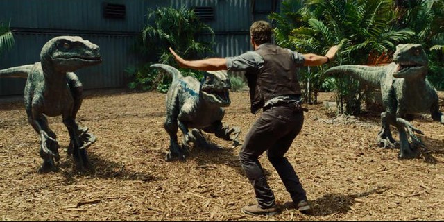 Hành trình của nàng khủng long được ví là sinh vật thông minh thứ hai trên hành tinh trong Jurassic World - Ảnh 5.